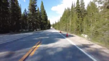 Devlerin Redwood Bulvarı 4 Bolling Grove 02 Arka Görüş Kaliforniya Ultra Geniş Plakası