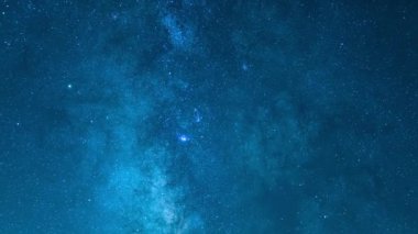 Astrofotoğrafçılık June Bootid Meteor Duşu ve Samanyolu Galaksisi Çekirdeği 85 mm Güneybatı Gökyüzü Mavi Zaman Hızı