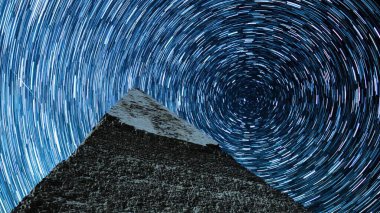 Mısır Giza Khafre Yıldız Piramidi Kutup Yıldızı Arkasındaki İzler