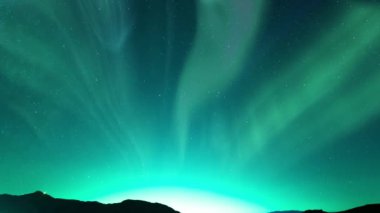 Samanyolu Galaksisi Aurora Parlak Gece Dağ Döngüsü