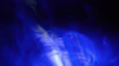 Mavi Işıklı Duman Arkaplanda