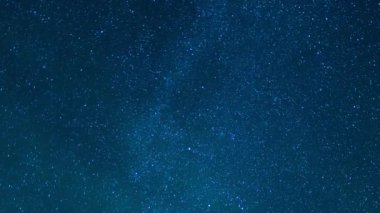 Trona Pinnacles üzerindeki Airglow Samanyolu Galaksisi 50 mm Kuzey Gök Mavi Ölüm Vadisi Bölgesi