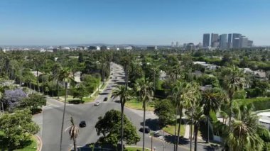 Beverly Hills, Beverly, Dr. Kesişen Havadan Vurulan Palmiye Ağaçları İleri