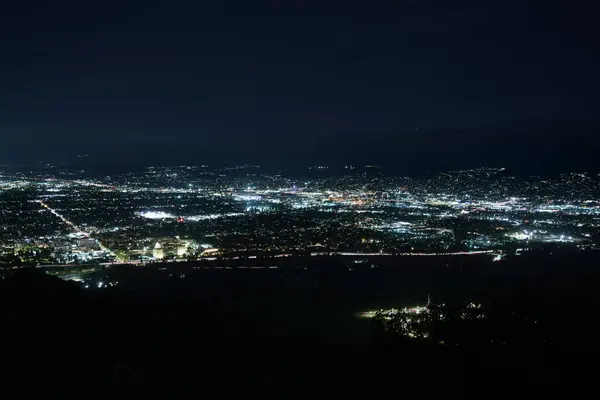 San Fernando Vadisi Gece Şebekesi Kaliforniya Panorama ABD