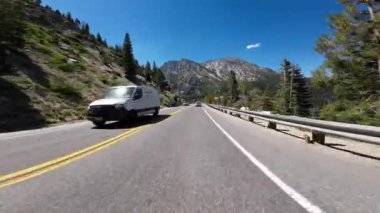 Tahoe Gölü Zümrüt Körfezi Yolu 10 Front View Eagle Falls 89 North bound Driving Plates California ABD Ultra Wide