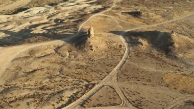 3D HUD Yayı Kırpılan Kırmızı X60 Derece VJ Döngü Canlandırması 02