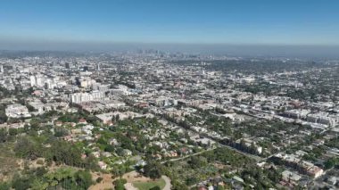Hollywood Hills Havayollarından Geniş Vuruş
