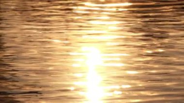Su Yüzeyi Günbatımı Yansımaları Süper Yavaş Hareket Döngüsü