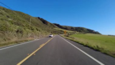 Big Sur Pasifik Sahil Otoyolu 2 Bixby Köprüsü 'nden Pfeiffer Eyalet Parkı 02 Front View Multicam Sürücü Plakası Kaliforniya ABD