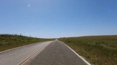 Carrizo Ovası 58 Doğu Otoyolu 04 Ön Manzara Sürücü Plakası Süper Bloom California ABD