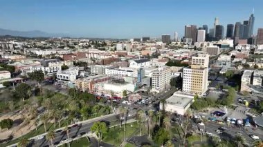 Los Angeles, MacArthur Gölü 'nden şehir merkezine.