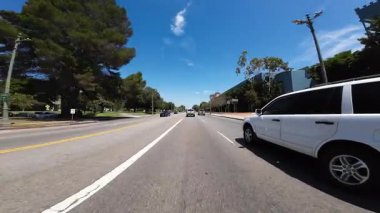 Los Angeles Olimpiyat Bulvarı Doğuya giden 09 Front View Rimpau Bulvarı Sürücü Plakası ABD Ultra Geniş Plaka