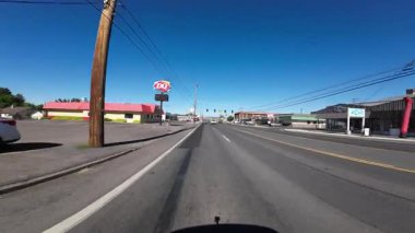 Oregon Klamath Şelalesi 6. Cadde 3. Arka Görünüm Sürücü Plakası ABD Ultra Geniş