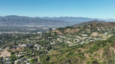 San Fernando Vadisi, Laurel Canyon Autry Overlook Telephoto L 'den Studio City' nin Havadan Çekimi
