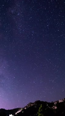 Dikey Samanyolu Galaksisi Gözetleme Ağustos Gökyüzü Hızlandırılmış Astrofotoğrafçılık