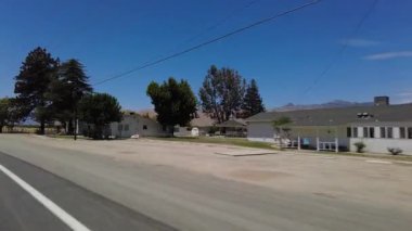 Isabella Gölü 1 Güney Kıyısı 07 Arka Görünüm Çok Kameralı Araç Plakası Sierra Nevada California Dağı ABD