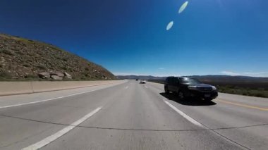 Reno 'dan Washoe City Çevre Yolu 580 ve 395 Güney Arka Manzara 02 Sürücü Plakası Nevada ABD Ultra Geniş