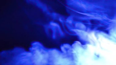 Mavi Işıklı Duman Karanlık Arkaplan