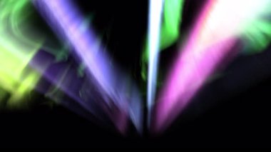 Canlandırılmış Kuzey Işıkları Mor ve Yeşil Göster