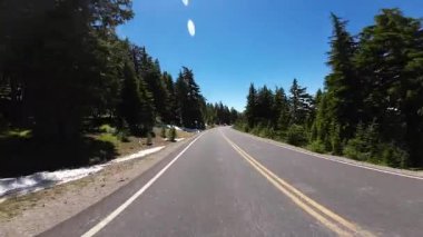 Kuzey Krater Gölü Rim Yolu N Meriam Noktası Cleetwood Koyu 02 Arka Manzara Sürücü Plakası Oregon