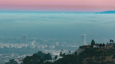 Los Angeles Günbatımı Sihirli Saat Bulutları Hollywood Hills Pan California 'dan Zaman Geçidi