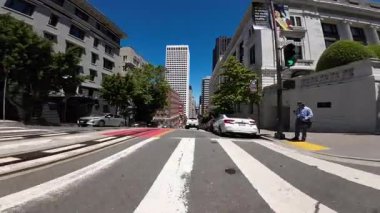 San Francisco şehir merkezi California St Eastbound 02 Front View Stockton St sürücü plakası Kaliforniya