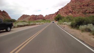 Plate Desert Snow Canyon Bulutlu S 10 Önden Utah Güneybatı ABD