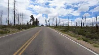 Bryce Kanyonu Sahne Sürüşü Güneye giden 03 Front View Utah Güneybatı ABD