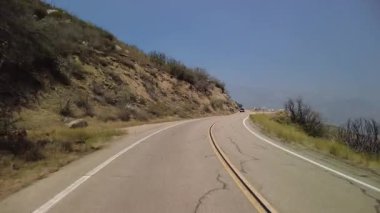 Kings Canyon Manzarası Doğu Bölümü 25 Doğu Yakası Çok Kameralı Arka Görünüm View VIsta Sürücü plakası Sierra Nevada California Dağı ABD