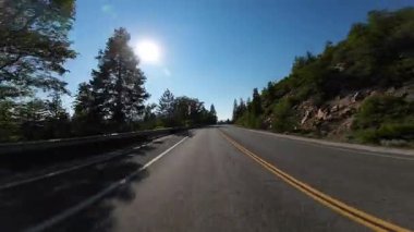 Mount Shasta Bulvarı 01 Arka Görünüm Sürücü Plakası Kaliforniya