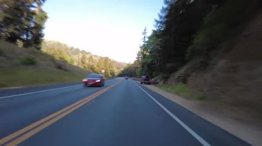 Big Sur Pasifik Sahil Otoyolu 2 Bixby Köprüsü 'nden Pfeiffer Eyalet Parkı 18 Front View Çok Kameralı California plakalı ABD