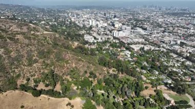 Runyon Kanyonu 'ndan Hollywood Hava Çekimi Geri Eğiliyor