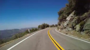 Hiperlapse Driving of Kings Canyon Scenic Byway Batı Bölümü 03. Arka Manzara ABD
