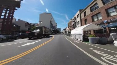 Los Angeles Şehir Merkezi Küçük Tokyo 02 Ön Manzara 1. St. Westbound Sürüş Plaka Kaliforniya ABD Ultra Geniş