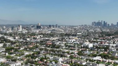 Los Angeles şehir merkezi Koreatown 'dan Arlington Heights Hava Atışı L California ABD