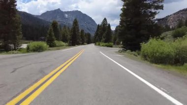 Mammoth Lakes JuneL Döngü Sürücü Plakası 09 Ön Manzara Sierra Nevada California Dağı ABD