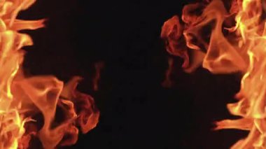 Yavaş Çekimde Dans Eden Zarif Alevler 480fps