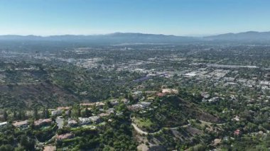 Beverly Hills Telephoto 'dan Sherman Oaks Van Nuys' un San Fernando Vadisi Havadan Çekimi