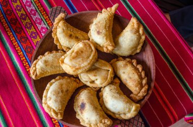 Salta, Arjantin 'de Kızarmış Empanadas.