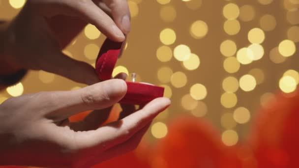 Close Hands Opening Red Box Wedding Ring Jewelry Valentines Day — Stockvideo