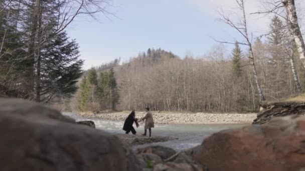 Joyful Young Couple Flirt River Park Girl Boy Resting Nature — Video