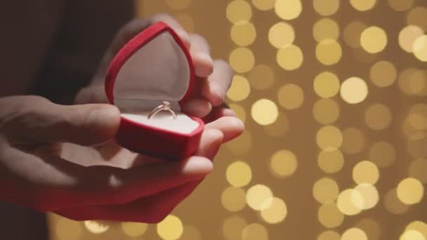 Embodiment Love Man Skillfully Stretches Box Wedding Ring His Beloved — Stock Video