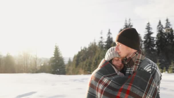 Winter Romantic Weekend Emphasizes Wonderful Harmony Love Young Couple Wrapped — Stock Video