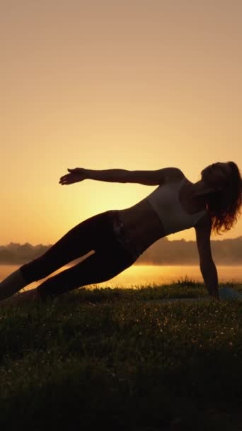 Yoga Como Medio Para Aliviar Estrés Aumentar Vitalidad Health Harmony — Vídeos de Stock