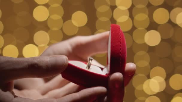 Man Prepares Propose Marriage His Girlfriend Holds Beautiful Box Takes — Stock Video