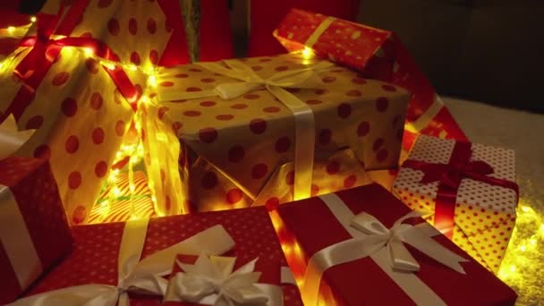 Nyår Och Julfirande Börjar Med Att Dekorera Julgranen Och Spridda — Stockvideo