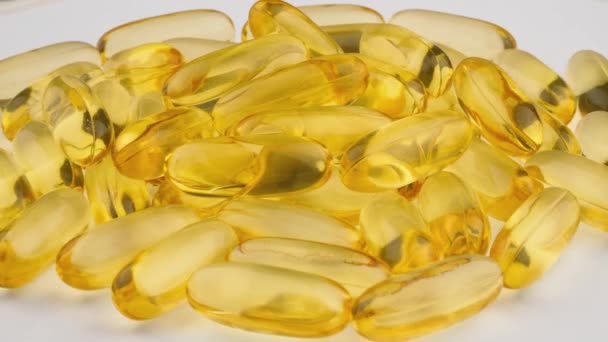 Close Dietary Supplements Capsules Pharmaceuticals Vitamins Minerals Convenient Capsules Spin — Stock Video