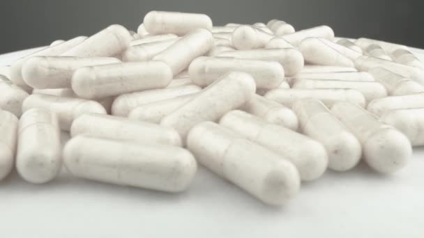 Vitamin Capsules Help Keep You Healthy Active Pharmaceutical Industry Production — Stok video
