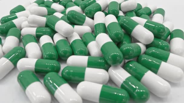 Hälsa Kapslar Parad Vitaminer Mot Bakgrund Medicinska Innovationer Produktion Tabletter — Stockvideo