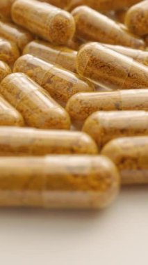 Tıbbi malzeme ve ilaç üretiminin arka planında kimyon kapsüllerinin yavaş çalışması. İlaç Endüstrisi: İlaç Üretimi ve Dolaşımı. Sağlık Yaratma Süreci